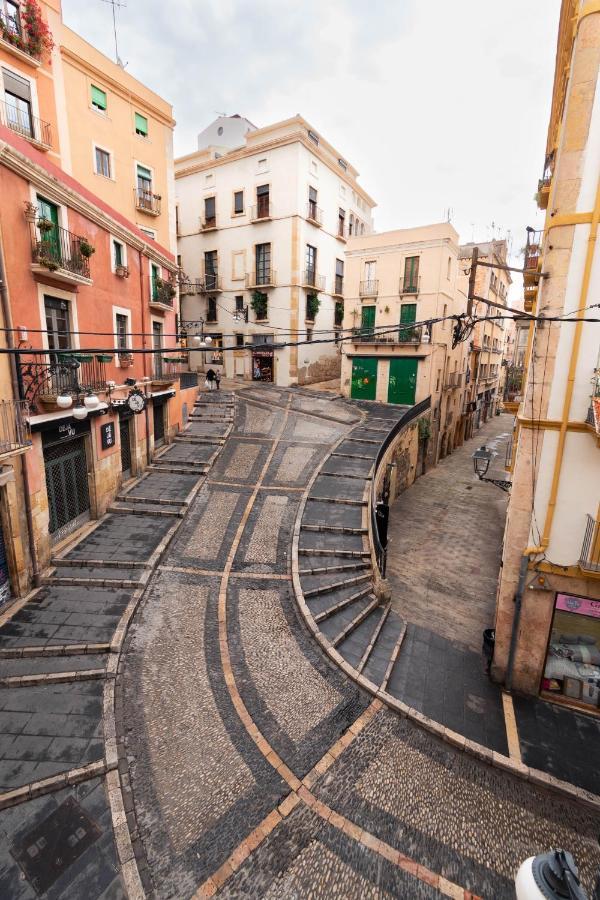 Apartamento En Plaza Sedassos Centro Historico Tarragona Buitenkant foto